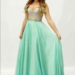 Brand New! With Tags! 00 Sherri Hill!